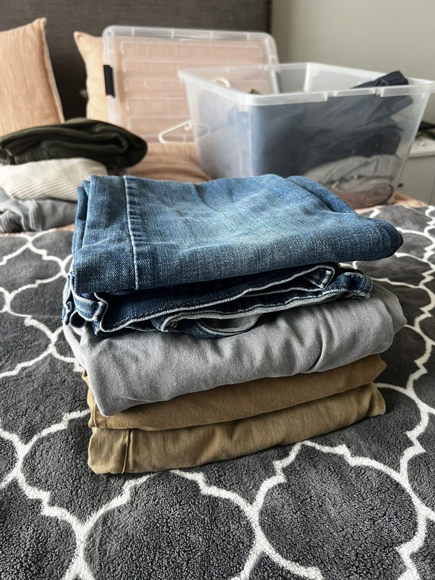 Levi’s Goodfellow Old Navy Size 33 Pants