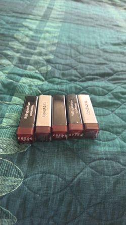 Full spectrum cover girl lip stick