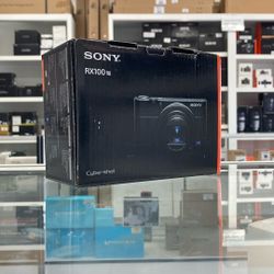 Sony RX100VII (07/19)
