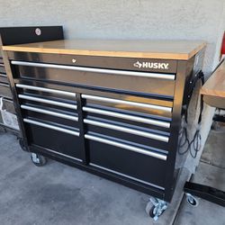 Mobile Workbench Cabinet 
