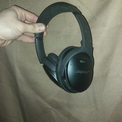 Bose Quietcomfort 35 II Headphones - Great Deal!