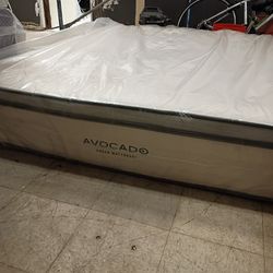 💤🛏️💤💤 $799 California king avocado green mattress available $799 💤🛏️💤💤