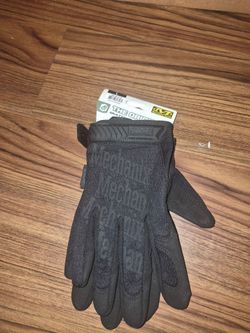 Mechanix wear gloves/ multipurpose gloves