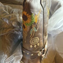 Cowgirl Sunflower Boots