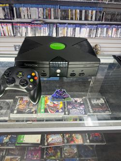 Xbox Original Complete $180 Gamehogs 11am-8pm