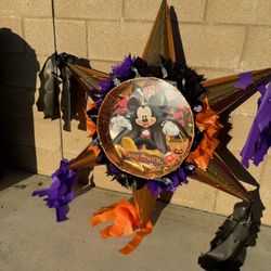 Mickey And Minnie Halloween 3D Star Pinata 