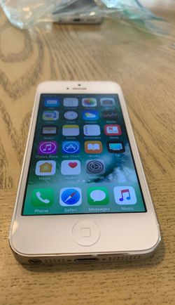 iPhone 5 16GB Unlocked