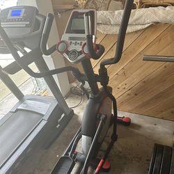 IRONMAN X-Class 610  Elliptical Trainer with Bluetooth