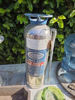 Vintage fier extinguisher