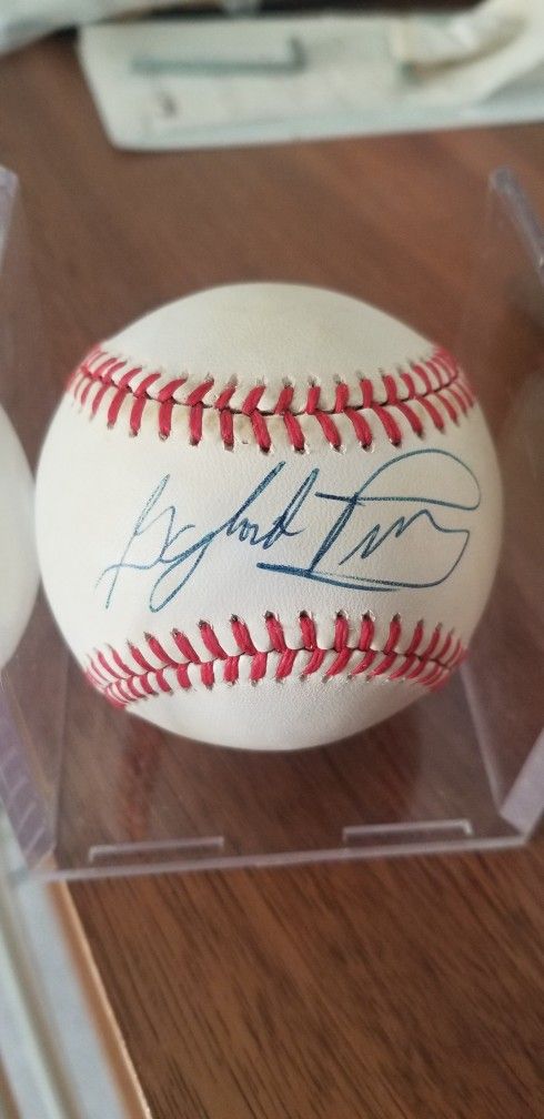 Gaylord Perry Autographed baseball 