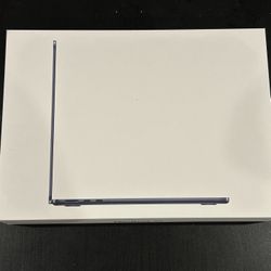New Apple MacBook Air M4 13” 256GB 16GB RAM Midnight