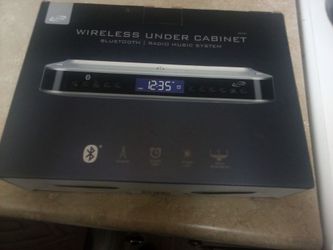 WIRELESS UNDER CABINET  RADIO