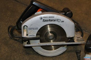 Black & Decker circular saw
