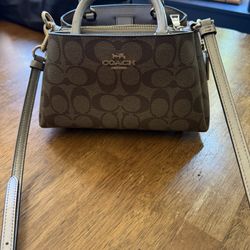 Coach Zuri Crossbody Bag
