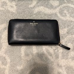 Kate Spade Black Accordion Wallet