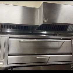 Commercial Pizza Oven/Blodgett 1060 stone oven   Used