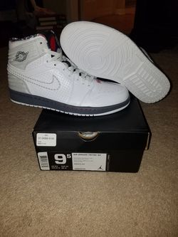 Jordan's Mens Shoes Size 9.5