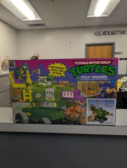 Teenage Mutant Ninja Turtles Pizza Thrower! Turtle Power 