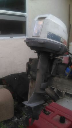 Autbords motors, Johnson, Evinrude,Kotmasu. Completed for parts or fix Boat motors, diferents brands