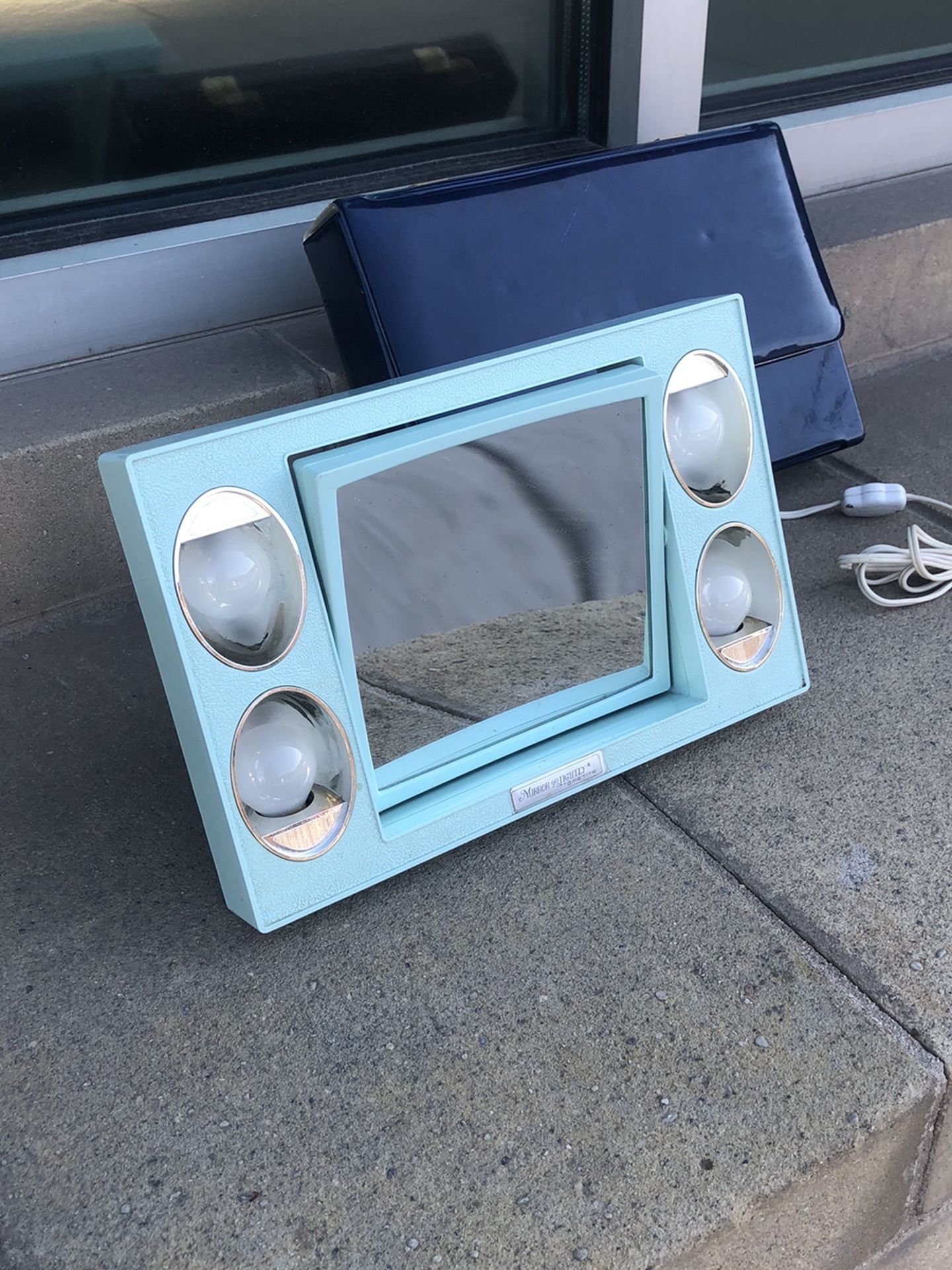 1960s Mirror Go Lightly Petite