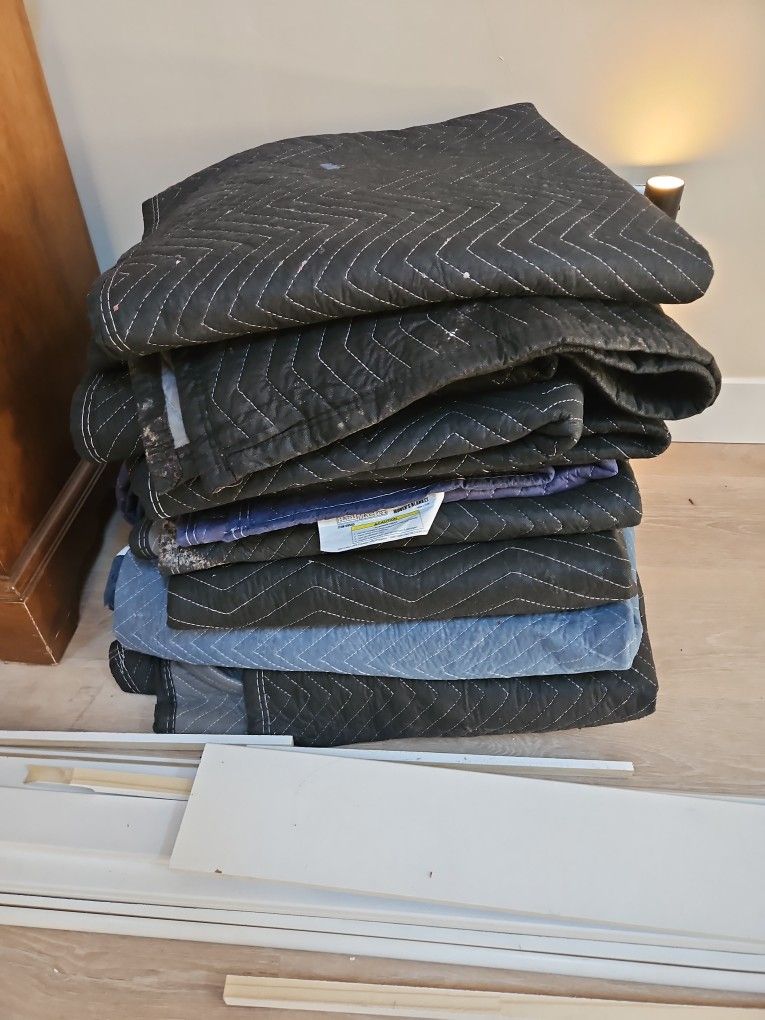 Moving Blankets Different Sizes