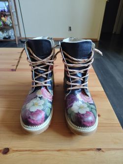 Goby  ankle. Boots