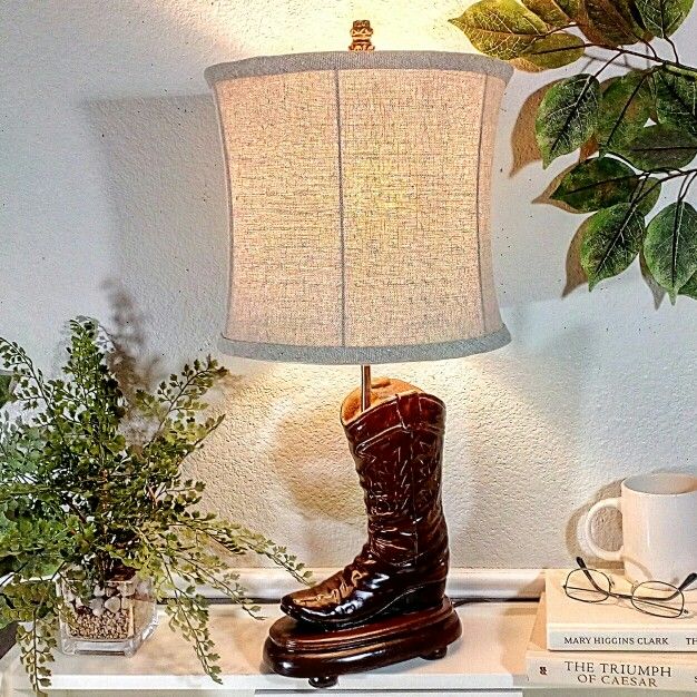 Cowboy Boot Table Lamp, Works Great 24"x10" - PORCH PICKUP ONLY , CASH ONLY
