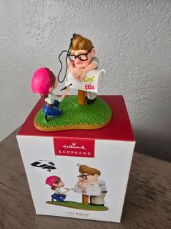 New Hallmark Disney Pixar Up Mailbox Tree Ornament