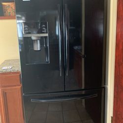Fridge Samsung Black 