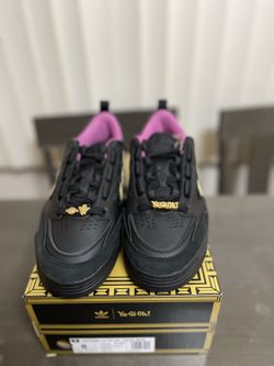adidas gazelle silver green womens ADI2000 Yu-Gi-Oh! Yugi's World (with Sealed Dark Magician Promo Card)