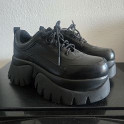 KOI Chronicles Platform Sneakers—Black (Size 10 Womens)
