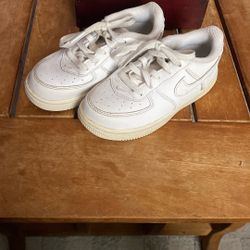 Nike Air Forces For Youth Semi New Sz 10c