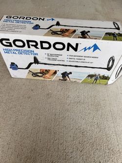 HIGH PRECISION METAL DETECTOR