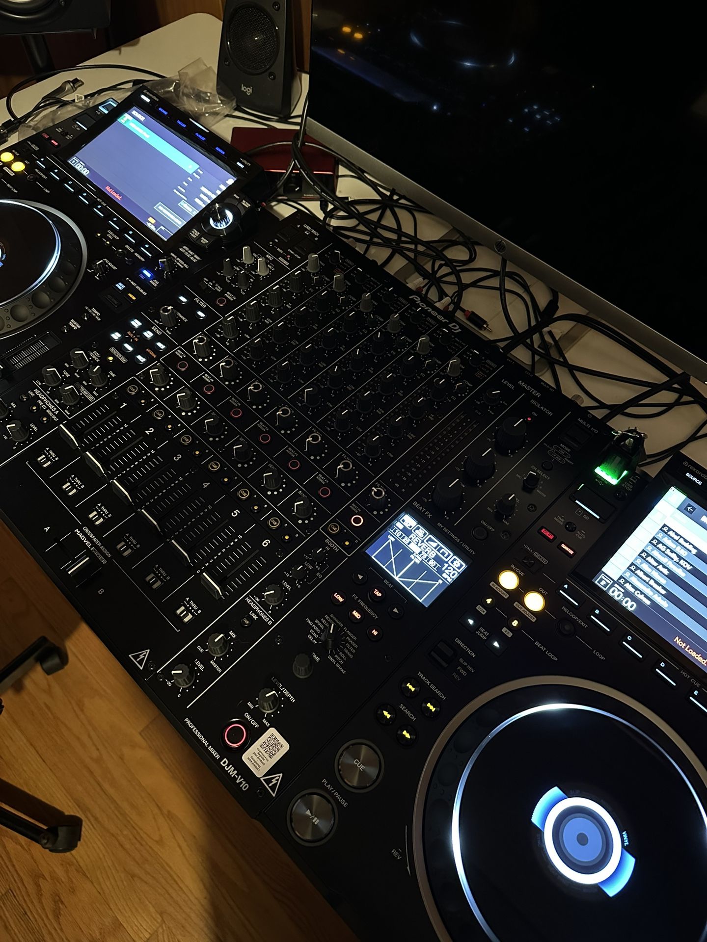 DJM v10 CDJ-3000