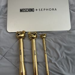 Moschino Makeup Palettes & Bear Brushes 