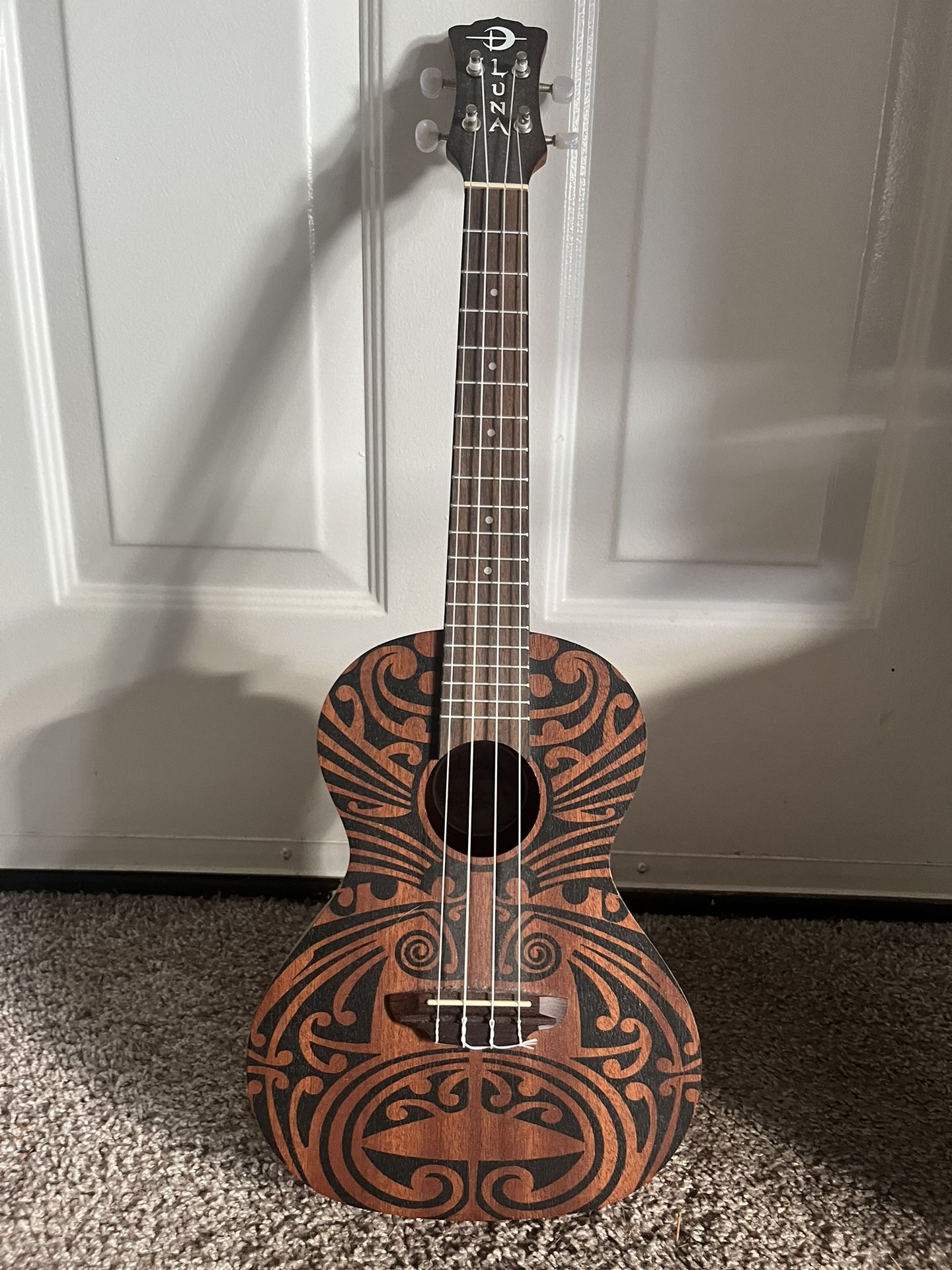 Ukelele For Sale Like New 85.00