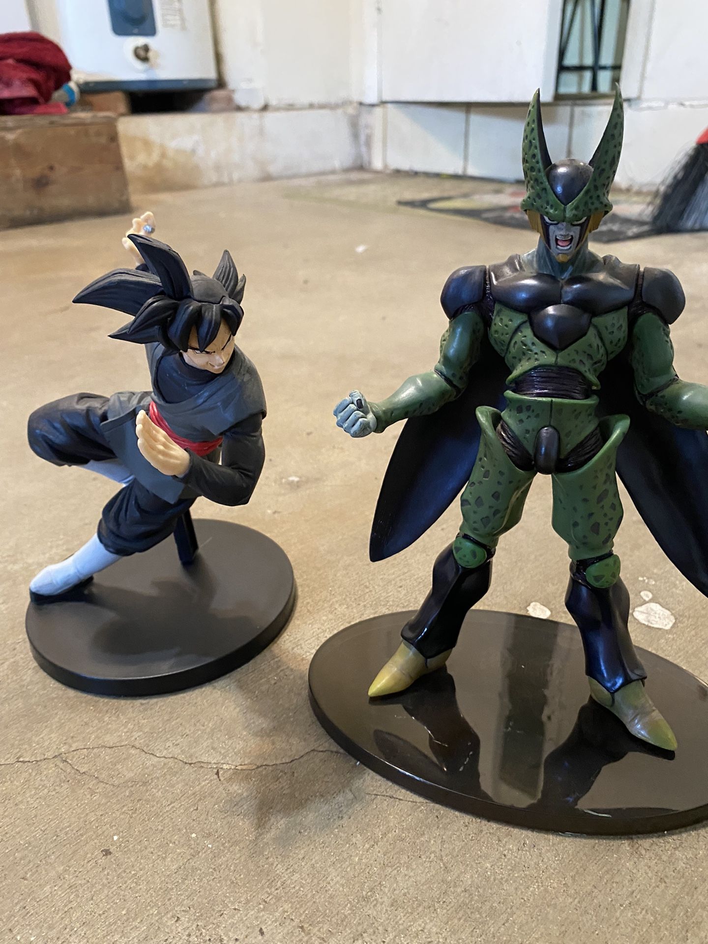 Dragon Ball Z CELL AND GOKU (JAPAN) LOVE THE DETAIL.