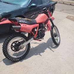 Honda Xr200r