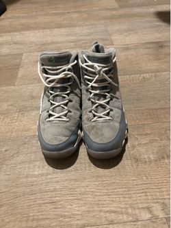 Cool Grey 9s