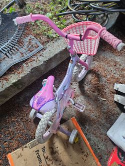 Free children's bike with training wheels