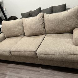Couch/Sofa 