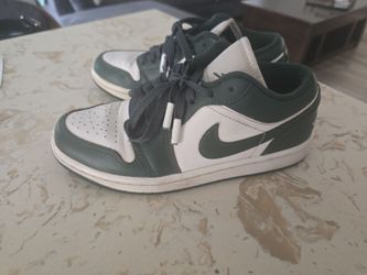 Air Jordan's size 6