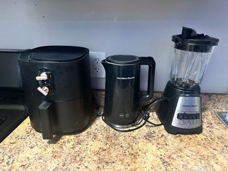 Hamilton Beach Kettle and Blender with Air Fryer