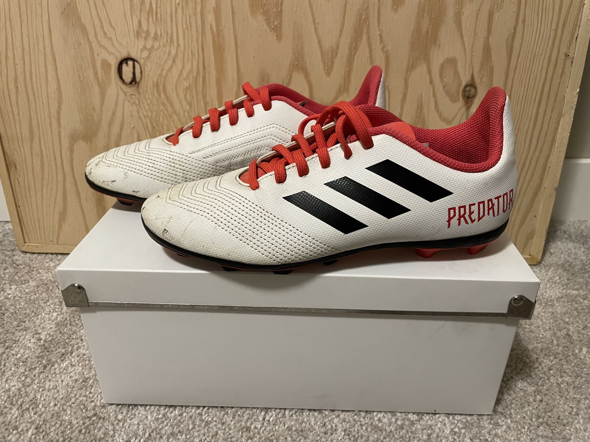 Women’s soccer cleats Size 7.5 for Sale in Portland, OR OfferUp