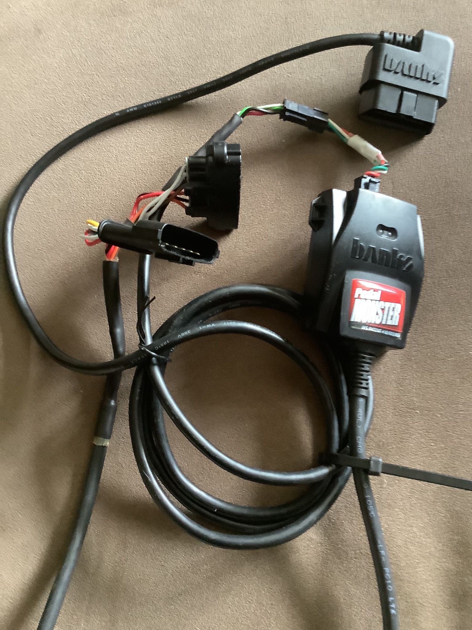 Banks Pedal Monster- Boost Your Throttle Response (multi mode Selection On Phone App)