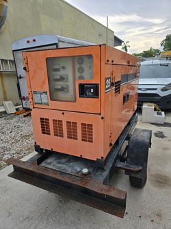 1999 MQPower Model DCA-25SSIU Whisper Watt Generator