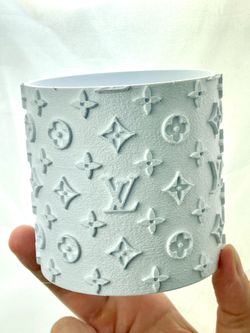 Luxury-Inspired Designer Plant Pot – White Edition ✨