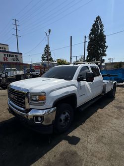 GMC Sierra 3500 Grua