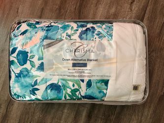 Luxury Hotel Like Blanket (Brand New)