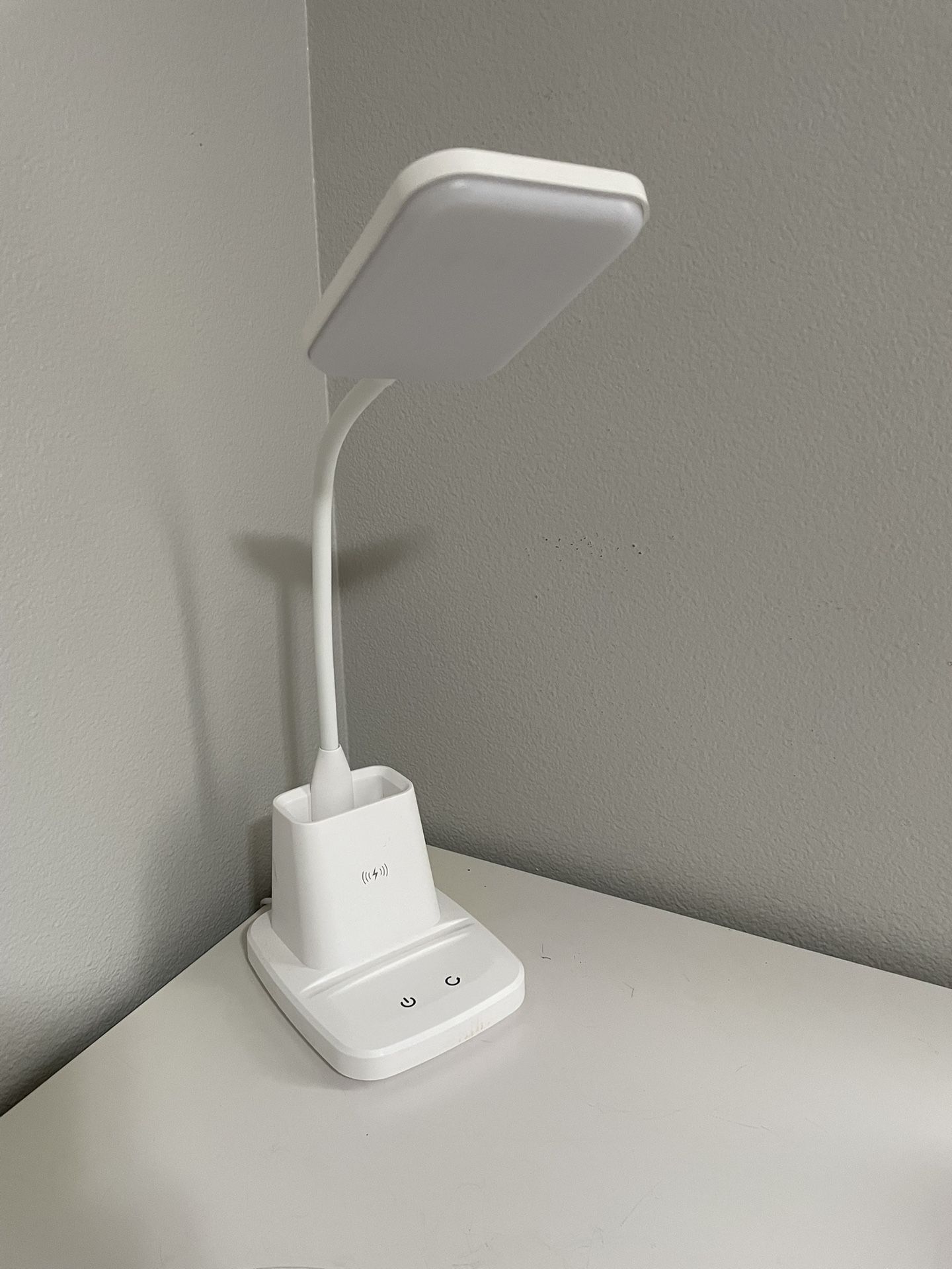 Wireless Charge LED Desk Lamp